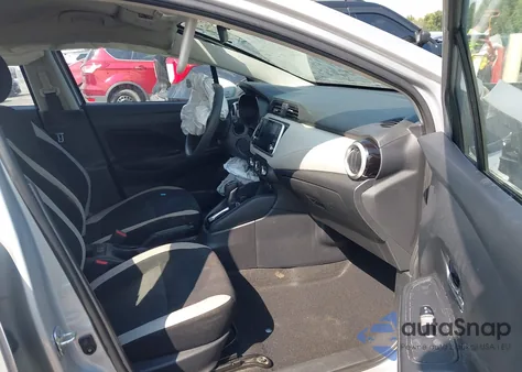 2021 Nissan Versa Sv Xtronic Cvt z USA, uszkodzony, nr VIN 3N1CN8EV4ML865096